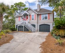 United States South Carolina Saint Helena Island vacation rental compare prices direct by owner 23601826