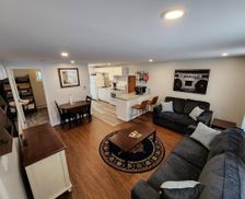 United States New York Tonawanda vacation rental compare prices direct by owner 25074777