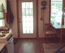 United States Michigan Menominee vacation rental compare prices direct by owner 36076019