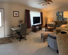 United States Wyoming Riverton vacation rental compare prices direct by owner 24989830