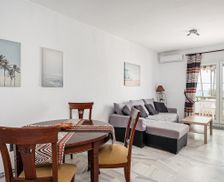 Spain Andalucía Chiclana de la Frontera vacation rental compare prices direct by owner 24341259