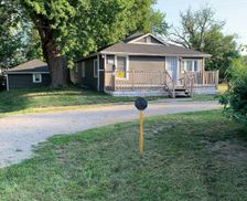 United States Illinois East Moline vacation rental compare prices direct by owner 24621730