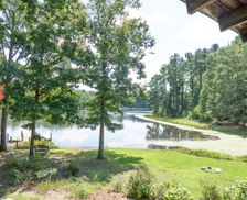 United States Virginia Dinwiddie vacation rental compare prices direct by owner 24196375