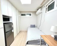 South Korea Seoul Mapo-gu vacation rental compare prices direct by owner 27455841