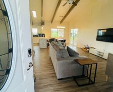 United States Hawaii Naalehu vacation rental compare prices direct by owner 24082334