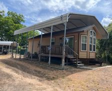 United States Texas Smithville vacation rental compare prices direct by owner 23656453