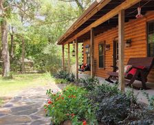 United States Texas Montgomery vacation rental compare prices direct by owner 25024470