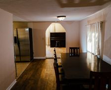 United States California Lindsay vacation rental compare prices direct by owner 24124558