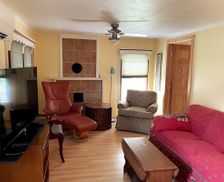 United States Maine Oakland vacation rental compare prices direct by owner 24729982