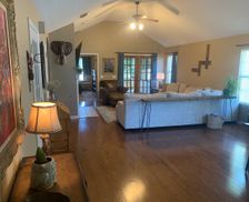 United States Alabama Northport vacation rental compare prices direct by owner 24220070