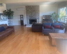 United States California Mill Valley vacation rental compare prices direct by owner 36318100