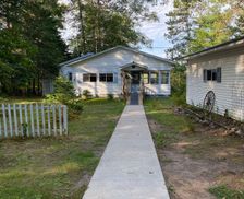 United States Michigan Crystal Falls vacation rental compare prices direct by owner 24200357