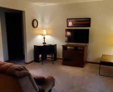 United States Wisconsin Eau Claire vacation rental compare prices direct by owner 24138209
