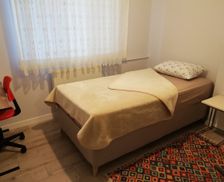 Turkey İstanbul Kadıköy vacation rental compare prices direct by owner 24367901