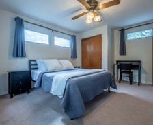United States Illinois Peoria vacation rental compare prices direct by owner 25433388