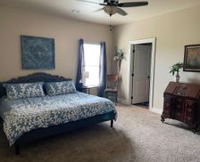 United States Oklahoma Pryor vacation rental compare prices direct by owner 23872455