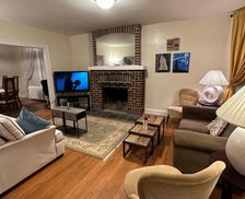 United States New York Albany vacation rental compare prices direct by owner 33312819