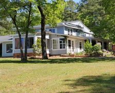 United States South Carolina Hartsville vacation rental compare prices direct by owner 24654219