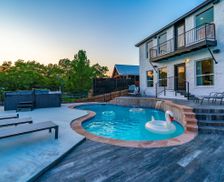 United States Texas Kingsland vacation rental compare prices direct by owner 23693872