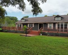 United States Texas Wallis vacation rental compare prices direct by owner 24378347