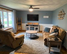 United States New York Orchard Park vacation rental compare prices direct by owner 29741762