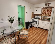 United States New York Queens vacation rental compare prices direct by owner 24657180