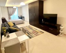 Qatar  Doha vacation rental compare prices direct by owner 24210801