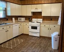 United States Arkansas Russellville vacation rental compare prices direct by owner 25481116