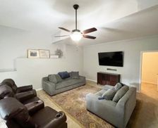 United States Missouri Sunrise Beach vacation rental compare prices direct by owner 24330261