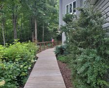 United States North Carolina Black Mountain vacation rental compare prices direct by owner 32467312