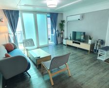 South Korea Seoul Mapo-gu vacation rental compare prices direct by owner 24922670