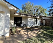 United States Texas Lubbock vacation rental compare prices direct by owner 25051199