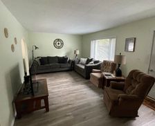 United States Michigan Hawks vacation rental compare prices direct by owner 29627729