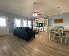 United States Texas Surfside Beach vacation rental compare prices direct by owner 26630555