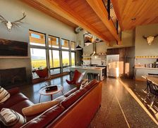 United States Montana Livingston vacation rental compare prices direct by owner 24896334