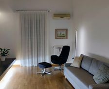 Italy Bari Bari vacation rental compare prices direct by owner 29674574