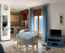 Italy Lombardia Pigra vacation rental compare prices direct by owner 25357837