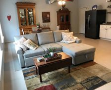 United States Kansas Pittsburg vacation rental compare prices direct by owner 25361770