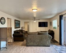 United States Utah Blanding vacation rental compare prices direct by owner 29674278