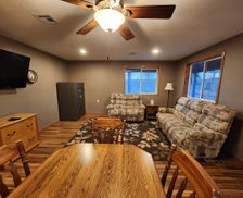 United States Kansas Gypsum vacation rental compare prices direct by owner 25669878