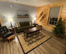 United States New York Tupper Lake vacation rental compare prices direct by owner 26591693