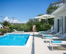 Croatia Splitsko-dalmatinska županija Okrug Gornji vacation rental compare prices direct by owner 26632671