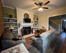 United States Indiana Madison vacation rental compare prices direct by owner 29655001