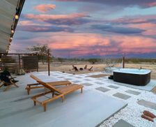 United States California Joshua Tree vacation rental compare prices direct by owner 25923818