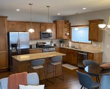 United States Minnesota Rochester vacation rental compare prices direct by owner 24985583
