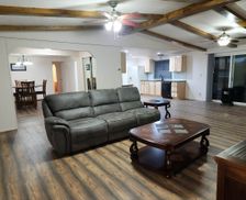 United States Kansas Derby vacation rental compare prices direct by owner 25681137