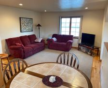 United States Pennsylvania Edinboro vacation rental compare prices direct by owner 29630646