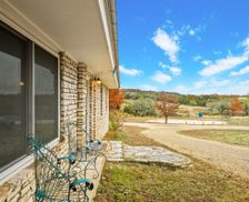 United States Texas Ingram vacation rental compare prices direct by owner 25764299