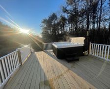 United States New York Coeymans Hollow vacation rental compare prices direct by owner 25414388