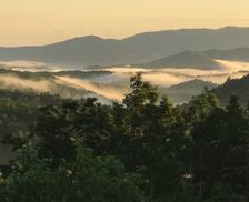 United States Tennessee Gatlinburg vacation rental compare prices direct by owner 24986625
